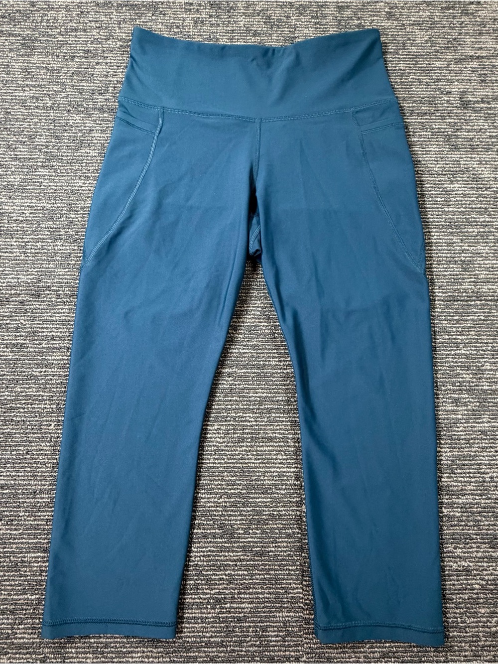 Old Navy Teal Blue Capri Leggings